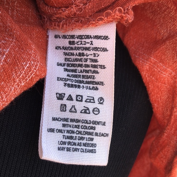 - Pretty FREE PEOPLE Long Sleeve Blouse. - Picture 11 of 12